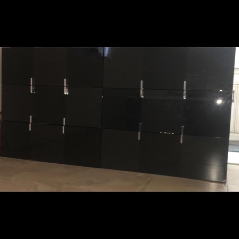 Brand new Black 6 Draw dresser for sale